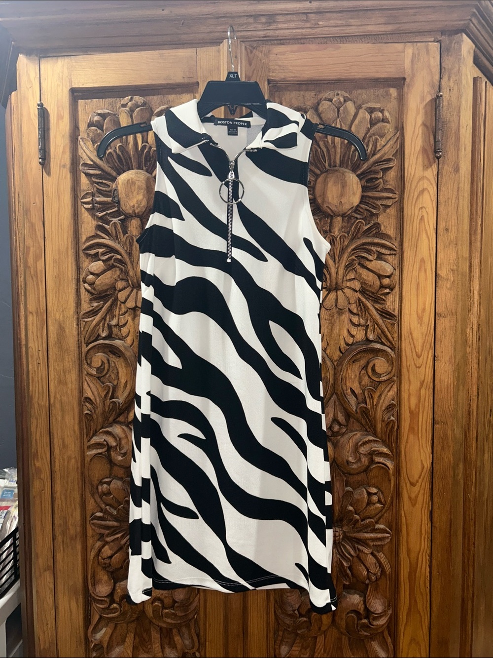 EUC Boston Proper XS zebra dress